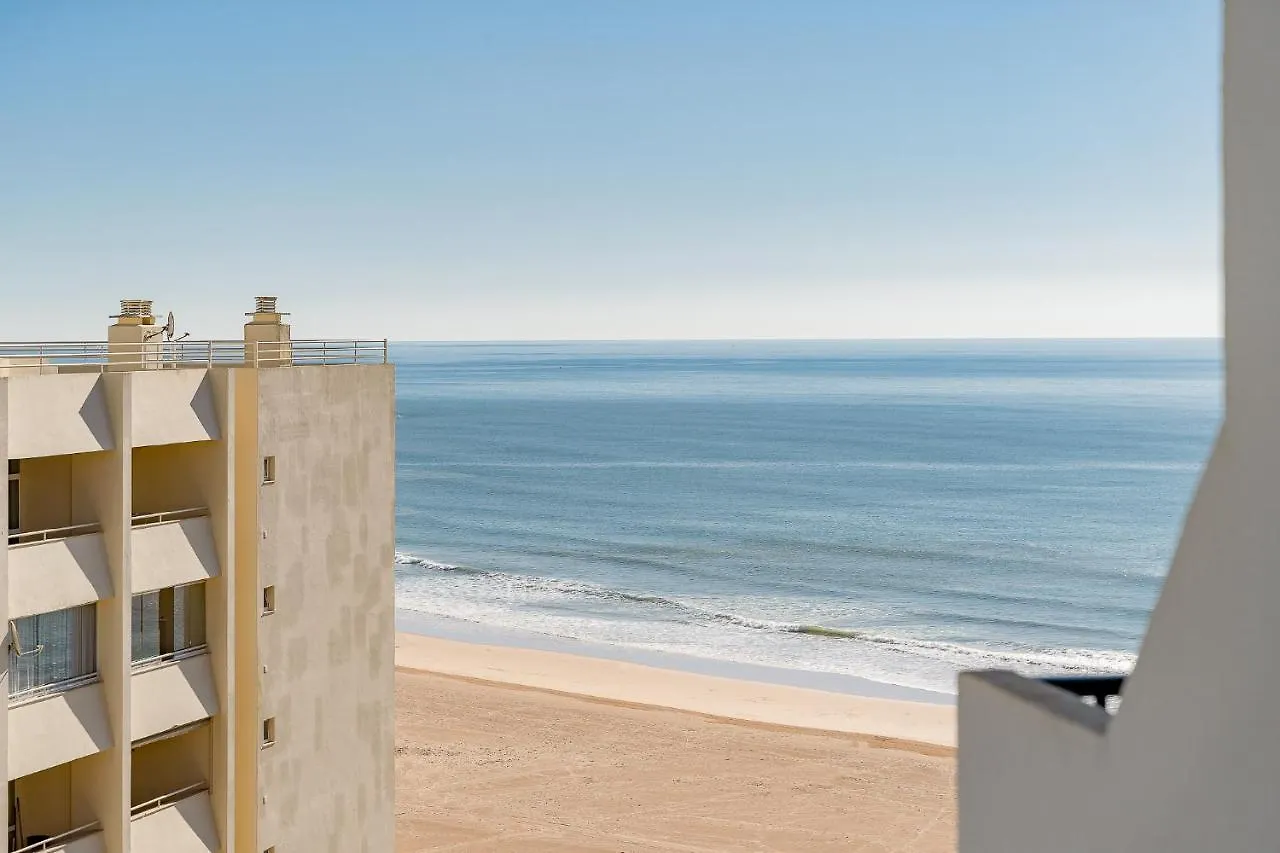Apartment Ocean Beachfront Home By Real Life Concierge Portimao